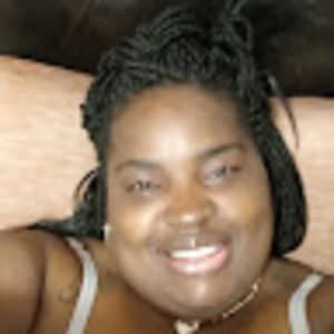 Meet your Posher, Dionne